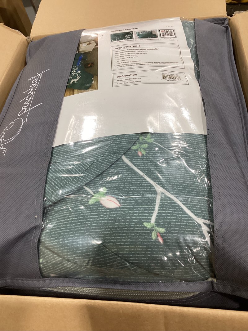Condition photo showing Good Condition for rosgonia queen comforter set olive green, 3pcs bedding sets queen (1 boho olive comforter & 2 pillowcases), all season lightweight blanket quilt queen comforter.green and white