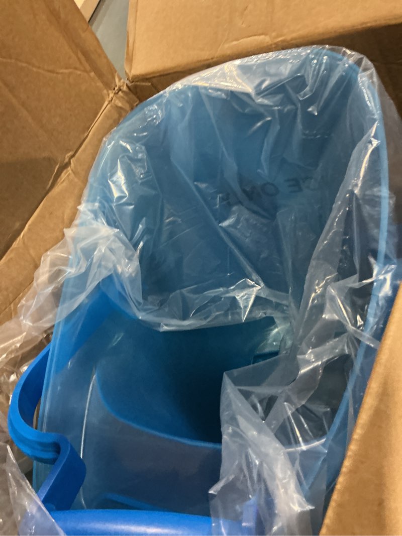 Condition photo showing Good Condition for San Jamar Plastic Light Duty Ice Tote, 6 Gallons, Blue