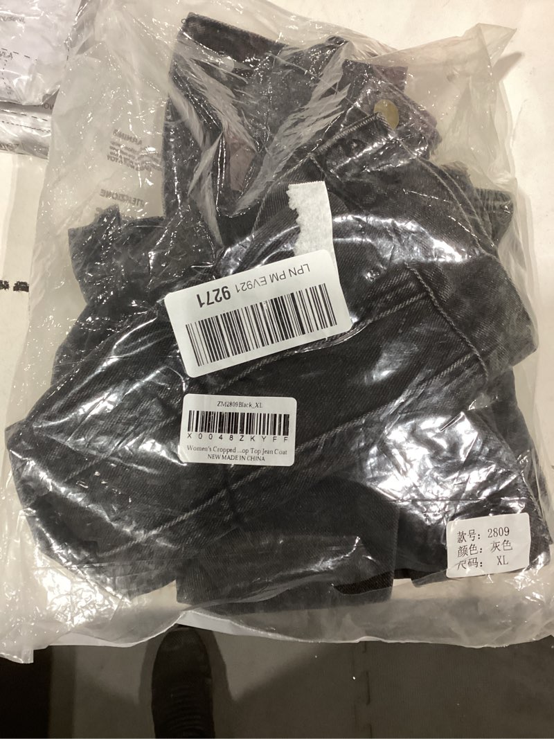 Condition photo showing Good Condition for ZERMOM Women's Cropped Denim Jacket Button Down Long Sleeve Fitted Crop Top Jean Coat Medium E-black Gray