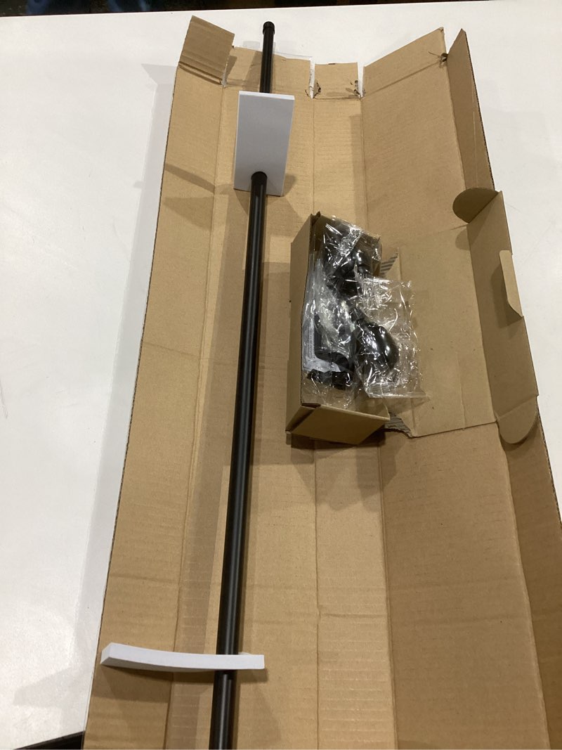 Condition photo showing Good Condition for decopolitan 5/8" cap curtain rod set, 28 to 48 inches, black 28 to 48 inches black