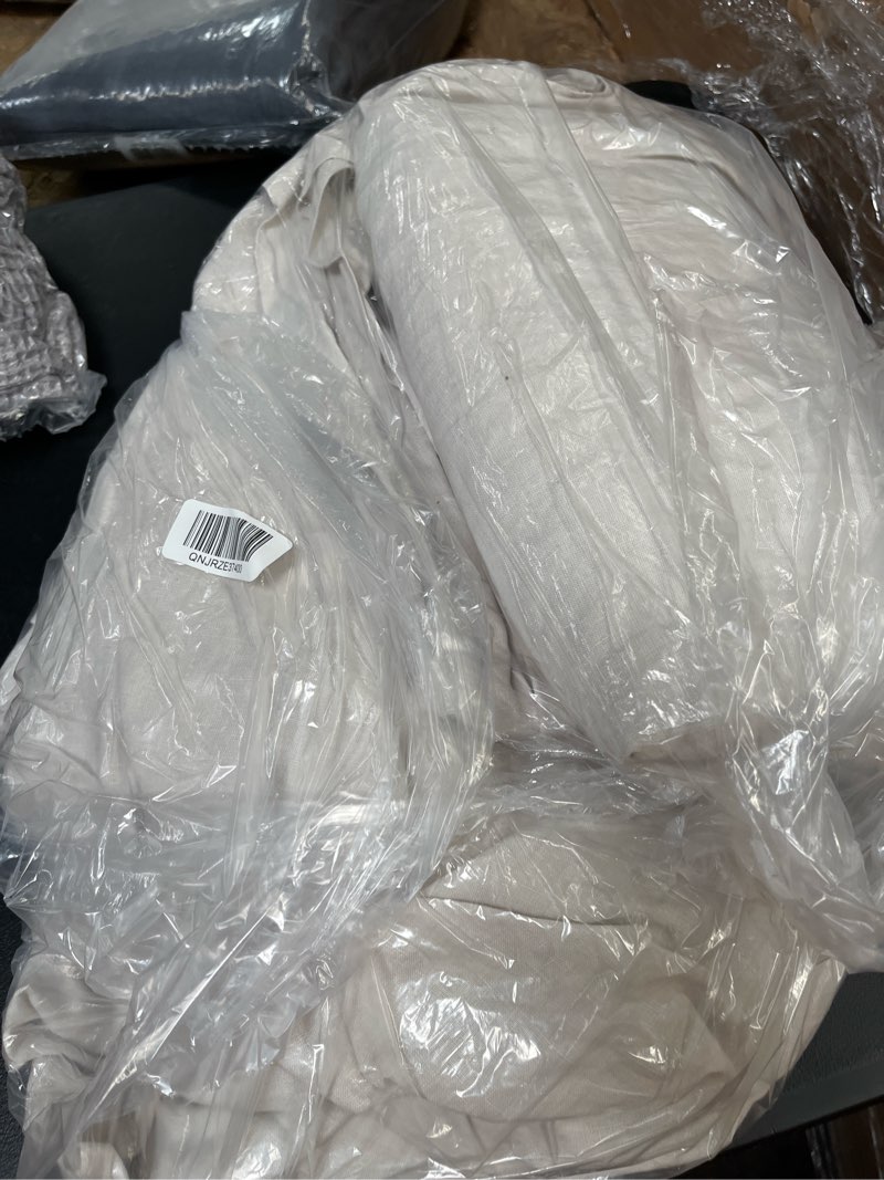 Condition photo showing Good Condition for european linen sheet set, king, sand