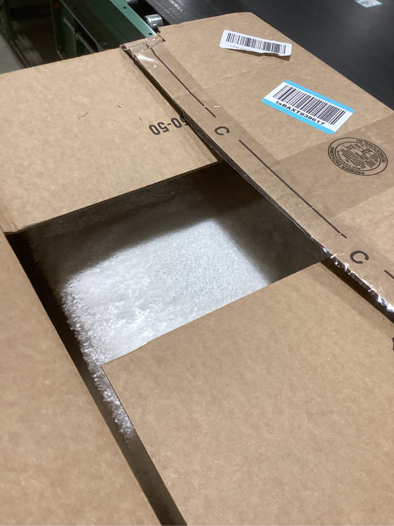 nuLOOM 4' x 6' Cozy Plush Area Rug, Machine Washable, Non-Slip, Soft Fluffy Shag Carpet for Living R