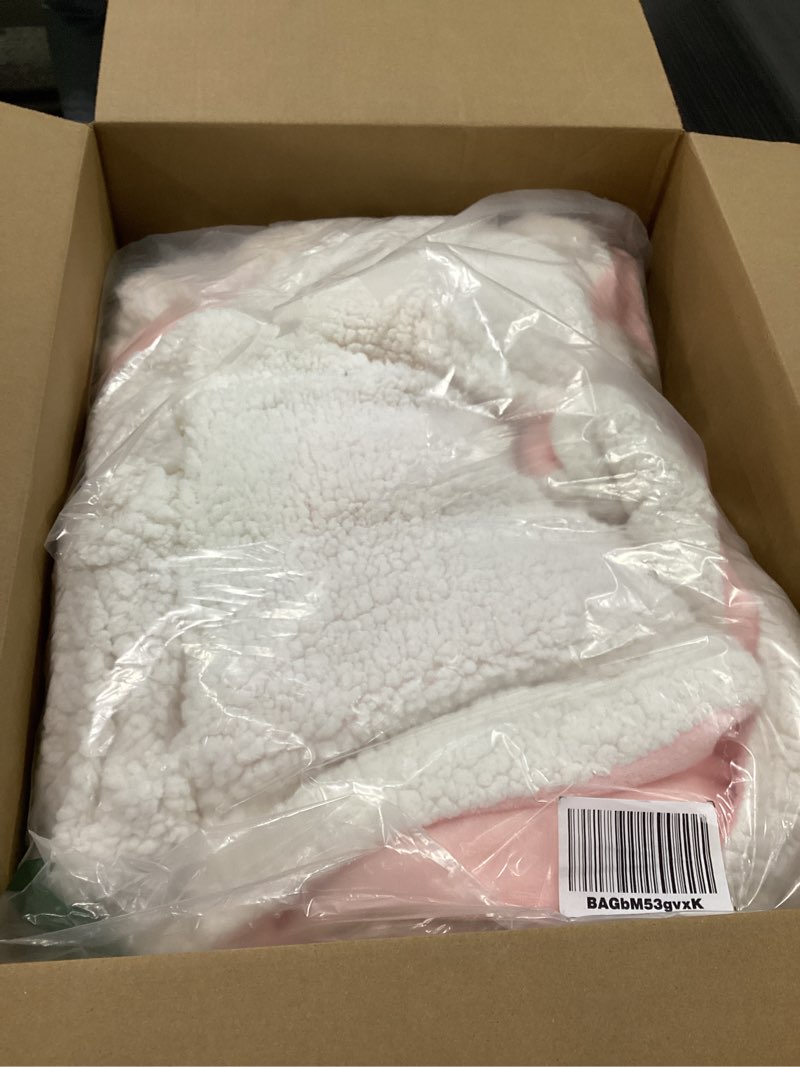 Condition photo showing New/Like New for Bedsure GentleSoft Sherpa Fleece Blankets Queen Size for Bed - Thick and Warm Throw for Girls and Women, Soft Fuzzy Plush Queen Blanket for Winter, Pink, 90x90 Inches 07 - Pink Queen (90" x 90")