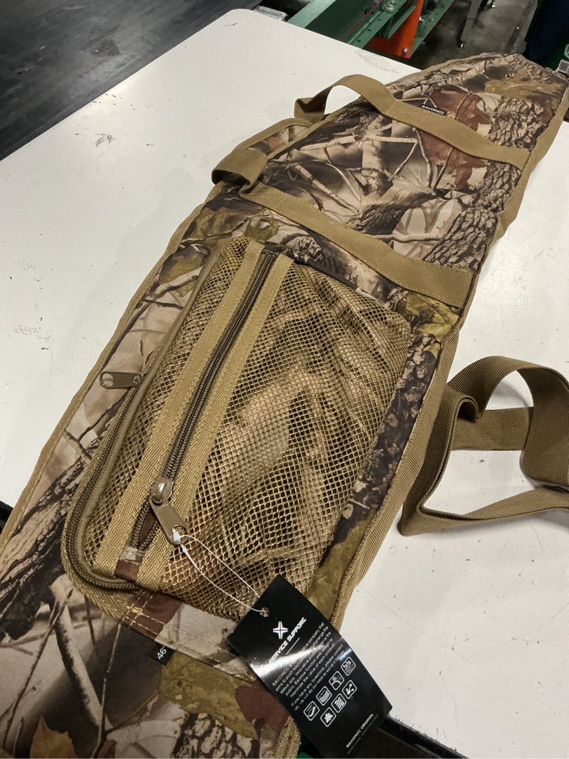 Condition photo showing Good Condition for ravoincc funda suave para rifle estuches para escopeta - bolsa de transporte de arma resistente al agua para rifles con mira telescópica con 3 bolsillos para accesorios correa de hombro ajustable