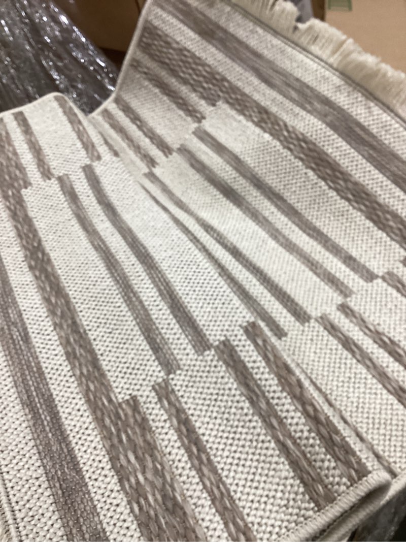 Condition photo showing Good Condition for loloi amber lewis x loloi malibu collection mab-03 tan / ivory, 2'-3" x 3'-9", indoor/outdoor, accent rug