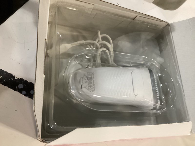 Condition photo showing As Is for Braun Epilator Silk-épil 7, Hair Removal Device, Women Shaver & Trimmer, Wet and Dry, Wide Head, Includes Shaver Head and Trimmer Comb, SE7-041, Silver