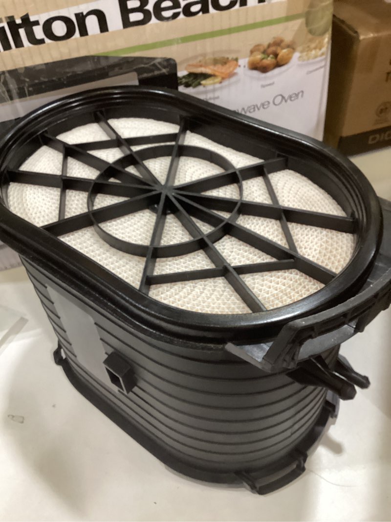 Condition photo showing Good Condition for fa-1778 engine air filter fit for ford f250 f350 f450 f550 super duty 2003-2007, for 03-05 ford excursion 6.0l v8 turbo powerstroke replaces af26152 3c3u-9601-bc 4c3z-9601-aa ca9516 fa1778