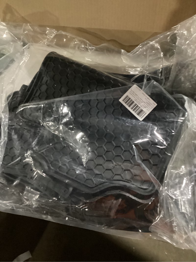 Condition photo showing Good Condition for Jenofa-Floor Mats for 2017-2020 Ford Fusion & Lincoln MKZ Floor Liner All Weather Car Mats Custom Fit Fusion/MKZ Durable TPE Rubber High Edge Protection Car Mat Black Accessories 16 For Fusion/Lincoln MKZ 2017-2020 mats