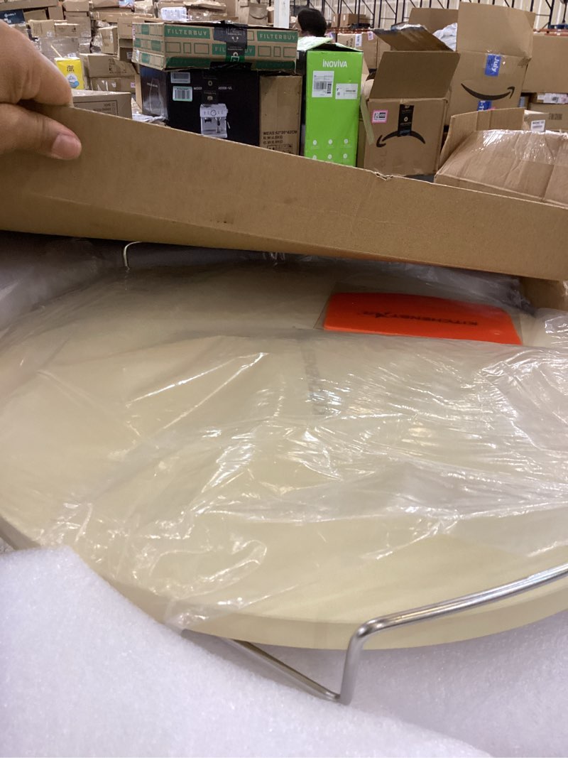 Natural cordierite pizza stone