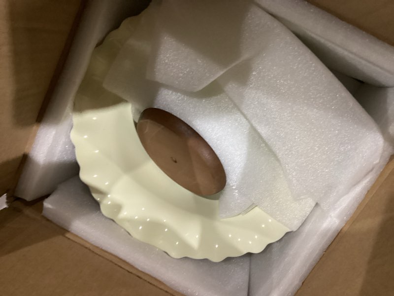 Condition photo showing Good Condition for Vniltyc Decorative Ceramic Fruit Bowl For Kitchen Counter,Table Decor,Serving Bowls with Stand,Pedestal Bowl,Big Bowl for Vegetable Dessert,Jewelry Tray Storage,Embossed Floral Relief