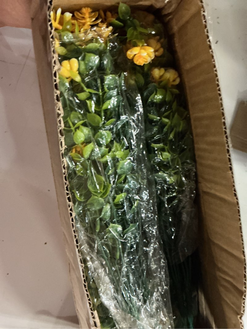 Condition photo showing Good Condition for grunyia 10 bundles artificial daffodil outdoors flowers (blue) blue-daffodil