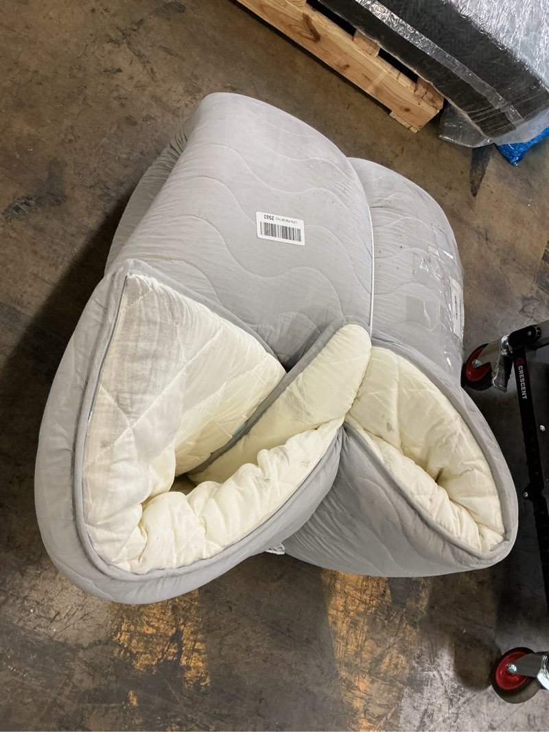 Condition photo showing As Is for Japanese Floor Mattress, 100% High Density Comfortable Foam, 3.5" Thicken Grey Foldable Mattress Tatami Mat Sleeping Pad, Ideal for Comfort and Support, Kids Floor Lounger Pillow Bed Sofa (Queen? Grey Queen( 80 x 60 )