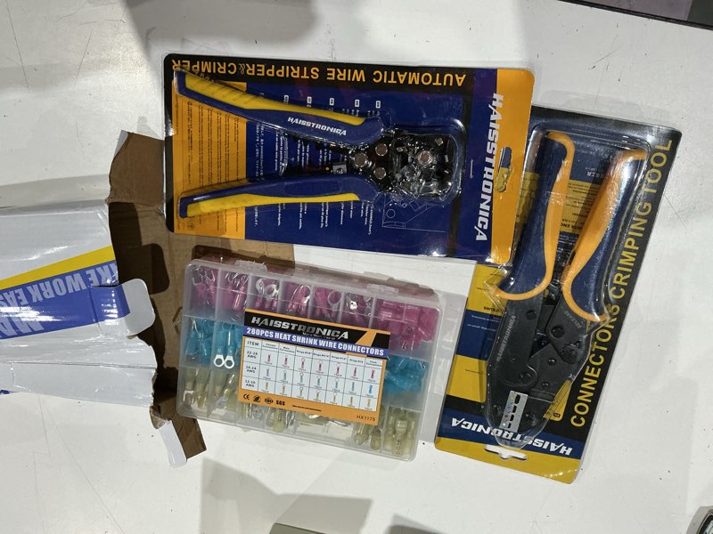Condition photo showing Good Condition for haisstronica crimping tool for heat shrink connectors set with 280pcs awg 22-10 marine grade heat shrink wire connectors and wire stripper 280pcs heat shrink wire connectors kit