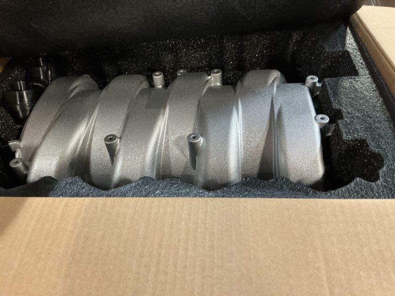 Condition photo showing Good Condition for mitzone intake manifold compatible with mercedes 2007-2012 e550 gl450 gl550 cl550 clk550 g550 ml550 s550 sl550 v8 273 engine replace 2731400701 700410260