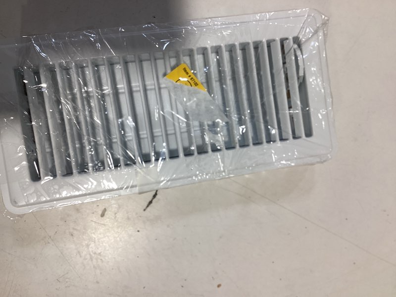 Condition photo showing Good Condition for reliabilt 4-in x 10-in steel white floor register
