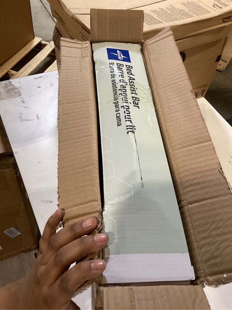 Condition photo showing Good Condition for medline bed assist bar with storage pocket, height adjustable bed rail for elderly adults, assistance for getting in and out of bed at home