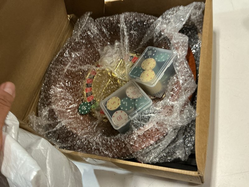 Condition photo showing Good Condition for Roulette Wheel Game Set With Large Felt, 16 Inch Roulette Wheel, Retractable Chip Rake, 200 Chips, Roulette Marker, 2 Decks Of Cards, 3 Dices, Canvas Bag, Commonly Used Games At Parties