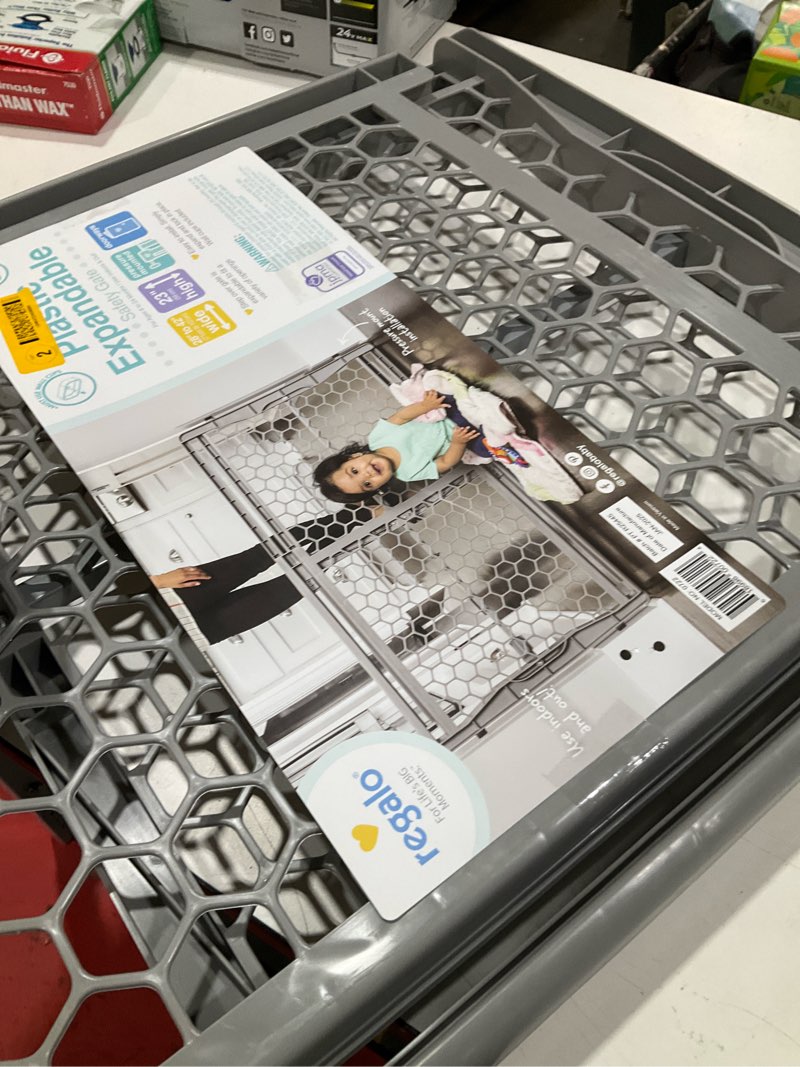 Condition photo showing As Is for regalo plastic expandable safety gate