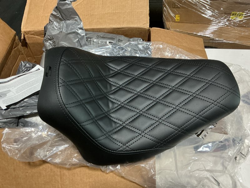 Condition photo showing Good Condition for saddlemen renegade ls solo seat black (806-15-002ls)