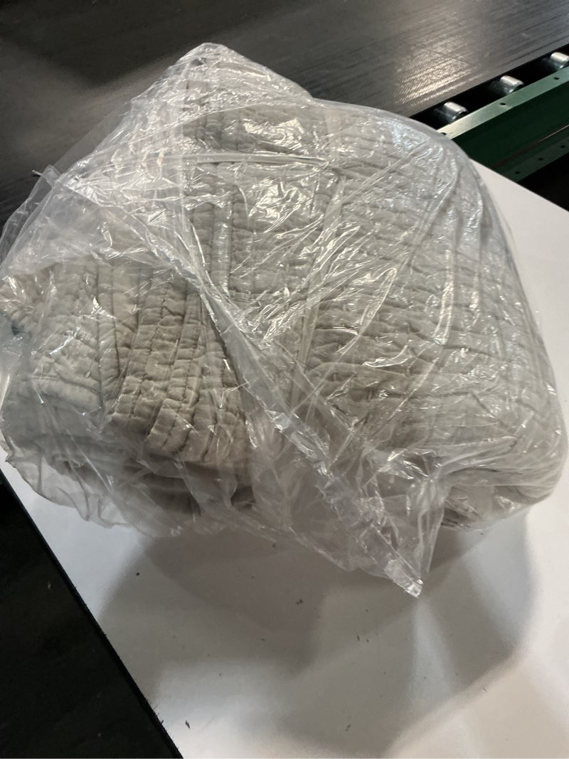 Condition photo showing Good Condition for european linen cotton stitch quilt, full/queen, natural