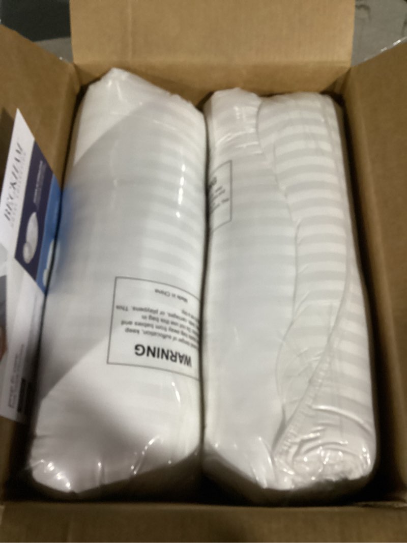 Condition photo showing Good Condition for Beckham Hotel Collection Bed Pillows Standard/Queen Size Set of 2 - Original Soft Down Alternative Pillow for Sleeping - Soft Support for Back, Stomach or Side Sleepers Queen / Standard White