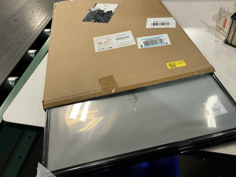 Condition photo showing Good Condition for upsimples 18x24 picture frame black 3 pack, scratch-proof poster frames 18 x 24 for photo gallery - slide-in strips, horizontal or vertical wall mounting