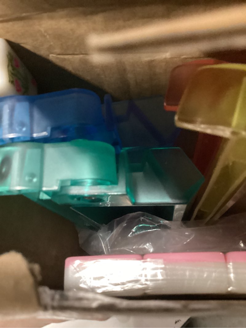 Condition photo showing As Is for pink american mahjong tile set 166 mahjong tile set 1.2-inch american mahjong set with 4pcs mahjong racks with pushers