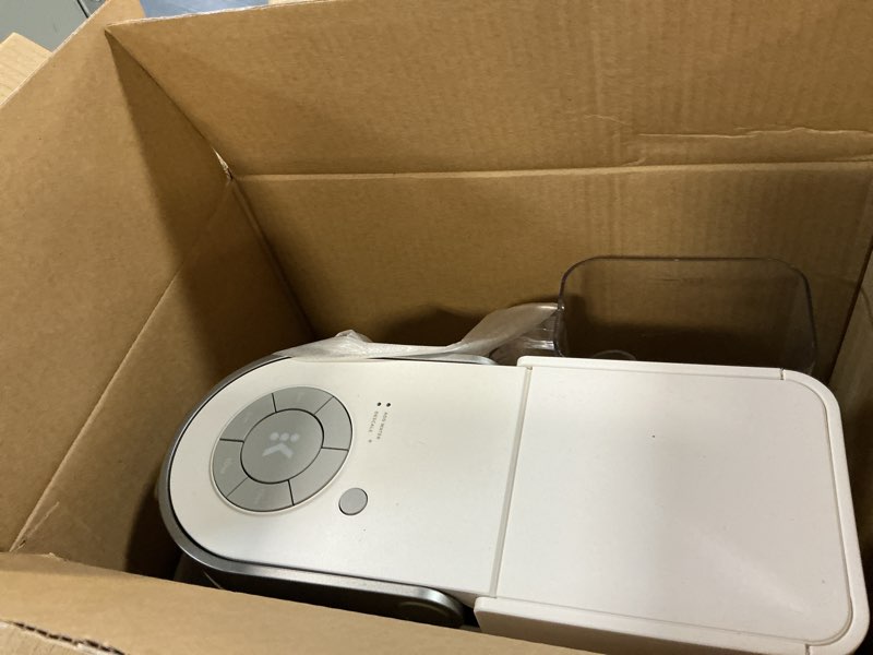 Condition photo showing As Is for keurig k-supreme single serve k-cup pod coffee maker, multistream technology, 4 brew sizes, 66oz dual-position removable reservoir, white white coffee maker