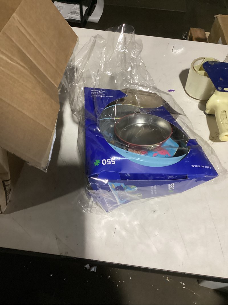 Condition photo showing New/Like New for Map of The World Tin
