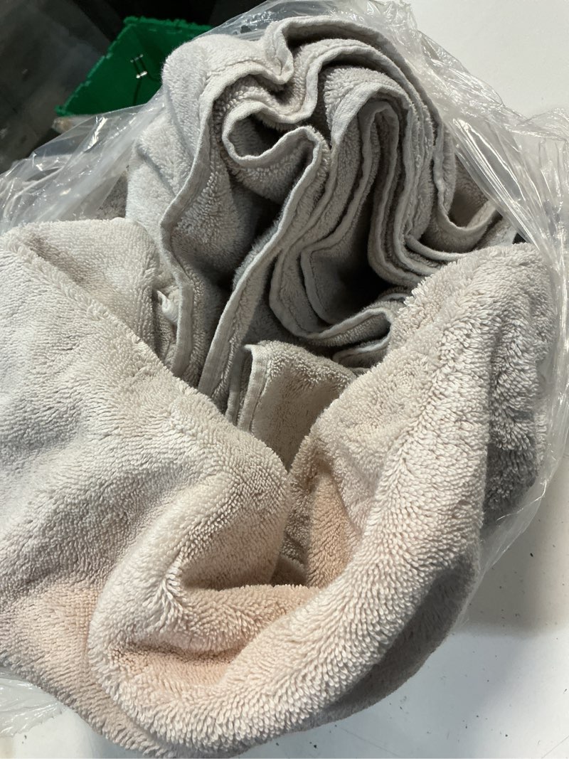 Condition photo showing As Is for turkish ultra plush bath towel bundle, one size, silver