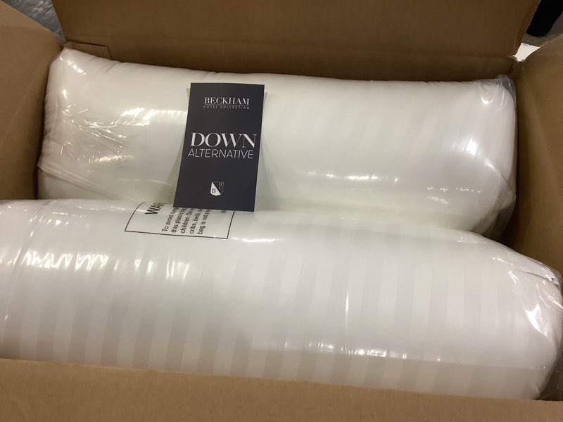 Condition photo showing Good Condition for Beckham Hotel Collection Bed Pillows Standard/Queen Size Set of 2 - Original Soft Down Alternative Pillow for Sleeping - Soft Support for Back, Stomach or Side Sleepers Queen / Standard White