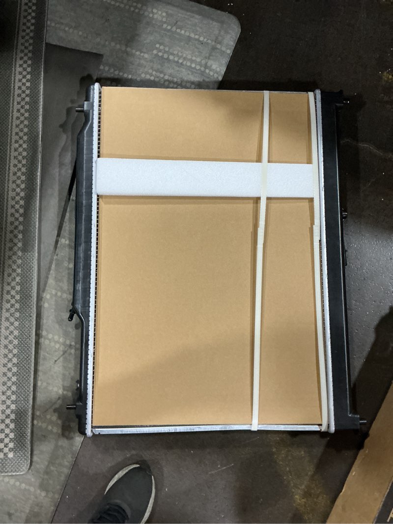 Condition photo showing Good Condition for dwvo radiator complete radiator compatible with 2007-2018 altima 2.5l l4 2007-2020 altima maxima 3.5l v6 dwrd1038