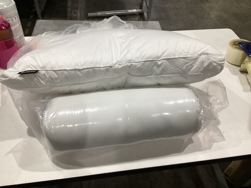 Condition photo showing Good Condition for beautyrest jumbo firm down bed pillow18x26x2in