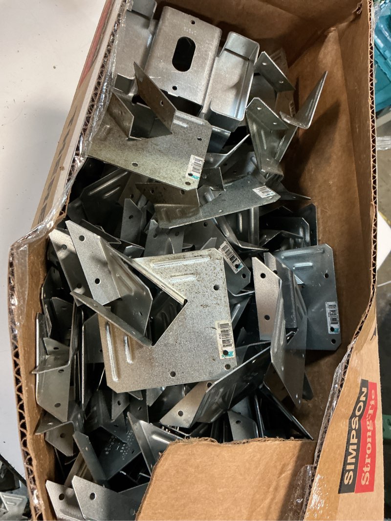 Condition photo showing Good Condition for simpson strong-tie h1az hurricane tie z-max for connecting trusses & rafters to top plate - quantity 100