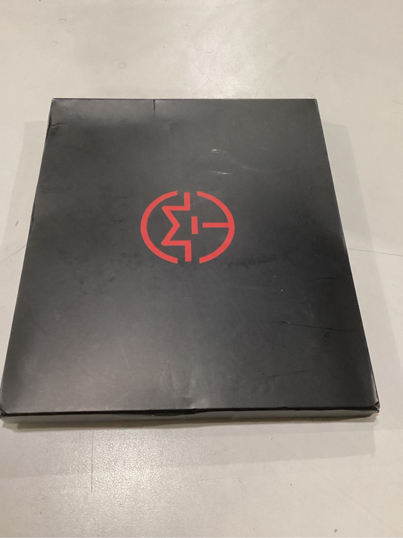 Condition photo showing New/Like New for plusnapx case for iphone 17 promax