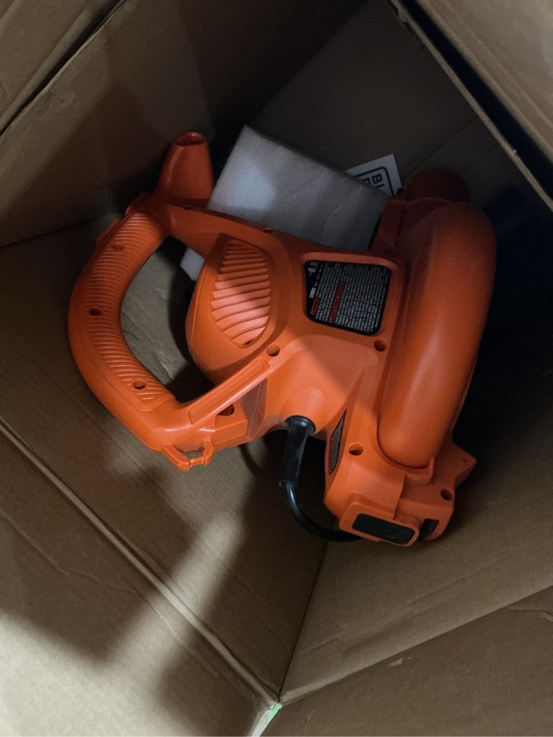 Condition photo showing Good Condition for black+decker leaf blower, leaf vacuum and mulcher 3 in 1, backpack blowers for lawn care,250 mph airflow, 400 cfm delivery power, reusable bag included, corded (bebl7000)