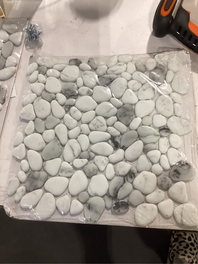 Condition photo showing Good Condition for Elida Ceramica Pebble Creek Marble 12-in x 12-in Carrara-look Glass Pebble Mosaic Floor and Wall