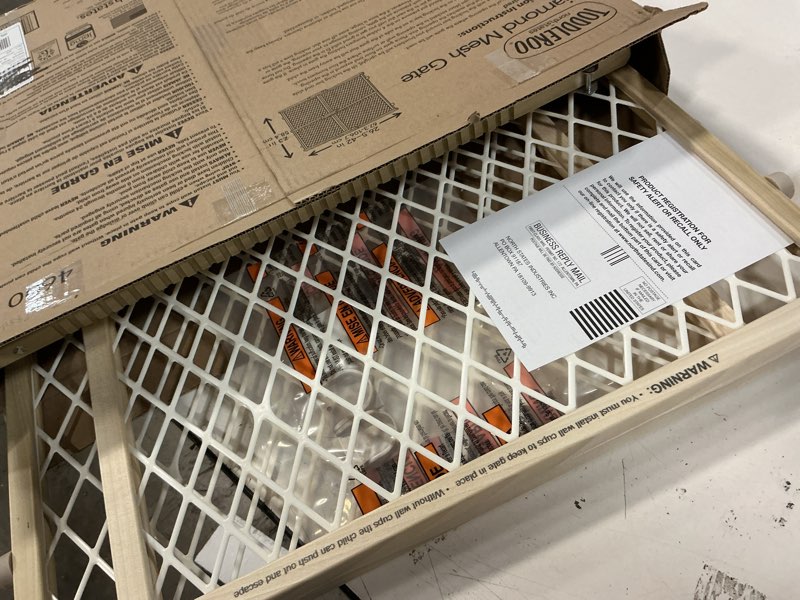 Condition photo showing Good Condition for toddleroo by north states diamond mesh wooden baby gate: 26.5"- 42" wide. pressure mounted baby gate for doorway. (23" tall, sustainable hardwood)