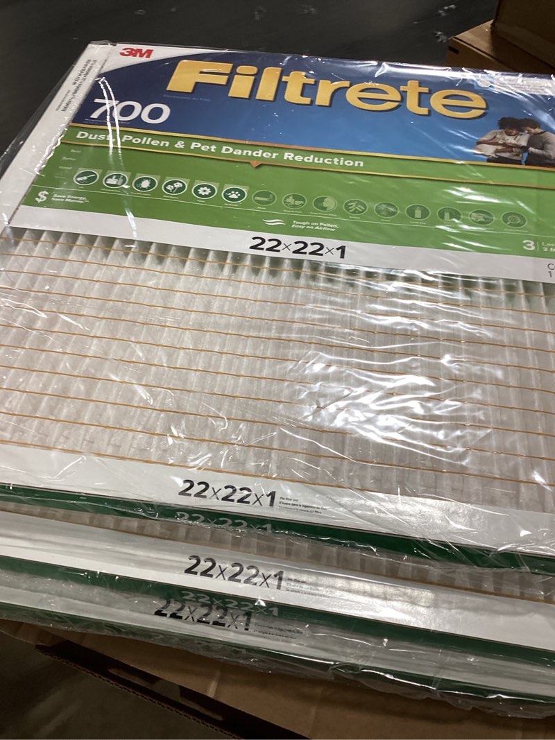 Condition photo showing New/Like New for filtrete 22x22x1 ac furnace air filter, merv 8, mpr 700, tough on pollen, easy on airflow, 3-month pleated 1-inch electrostatic air cleaning filter, 4-pack (actual size 21.69 x 21.69 x 0.81 in)