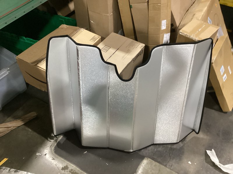 Condition photo showing Good Condition for covercraft uvs100 premier series custom windshield sunscreen - blk+ silver