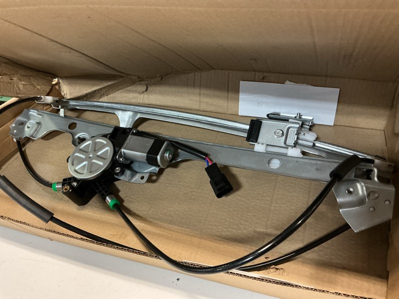 Condition photo showing Good Condition for front driver side power window regulator with motor (2 pins) fit for 2001-2006 chevrolet silverado 1500 3500, avalanche suburban gmc sierra 1500 2500 3500 yukon xl cadillac escalade, 741-644