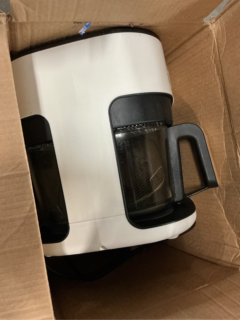 Condition photo showing As Is for cook with color 1400w 5.5qt digital kitchen air fryer with glass basket, 8 presets healthy cooking options, bake, fry, reheat, 60-min timer, adjustable temperature control 175°f–400°f, linen white