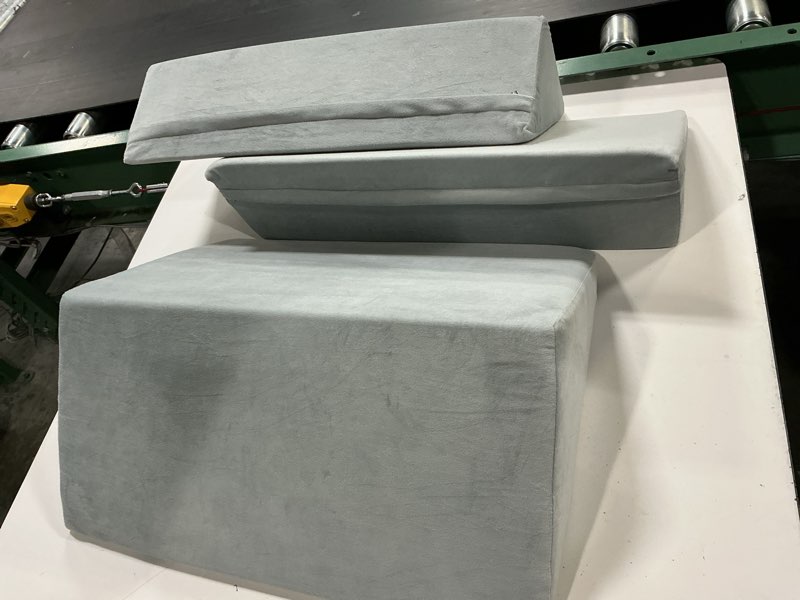 Condition photo showing As Is for foam wedge positioning?3in1?– 40 degree wedge pillow set for after surgery,wedges for bed positioning,positioning pillow for elderly,adults,sleeping,bed sores,whole body,light gray flannel