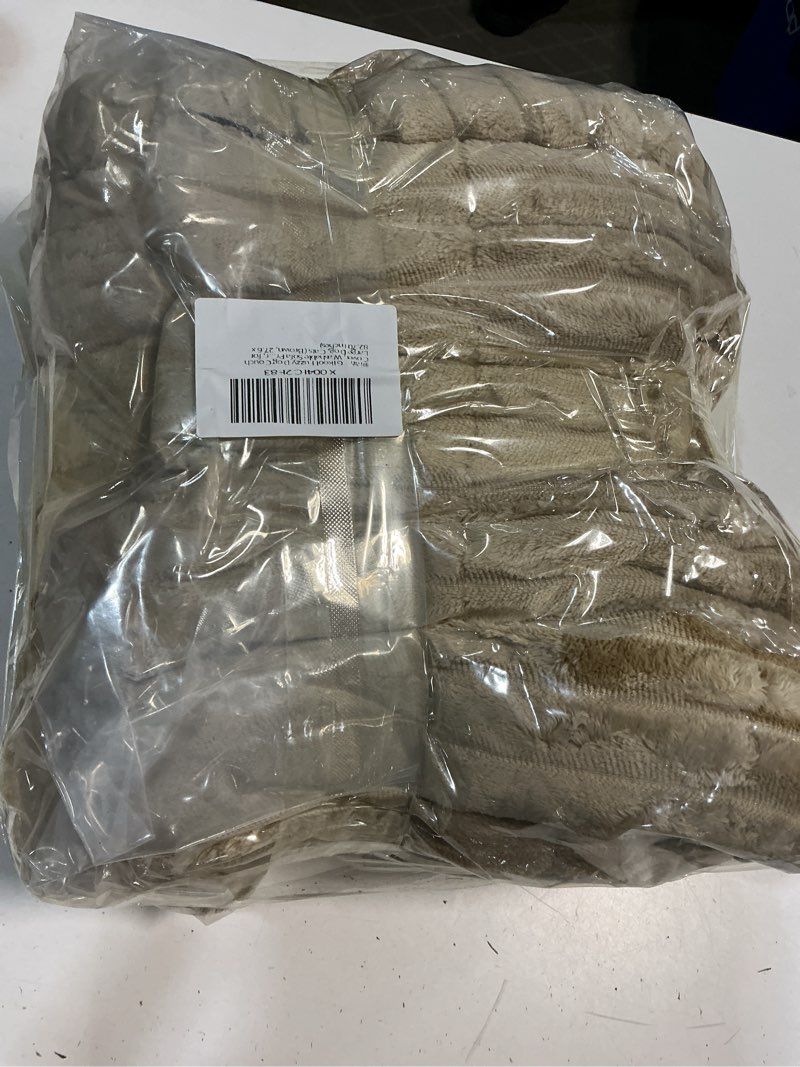 https://lotting-media.assets.bidfta.com/lotting_ab344143-50bd-423e-8964-a2d225804c15