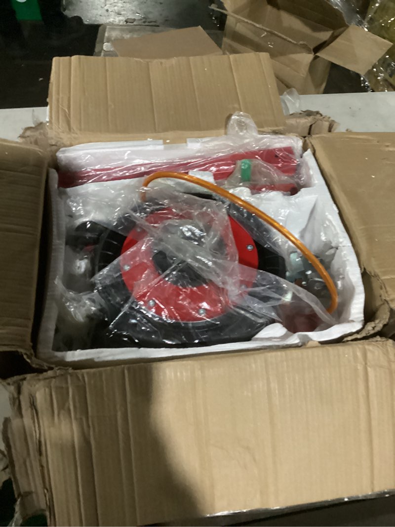 Condition photo showing Good Condition for similar to 3 ton/6600 lbs 3-bag air jack with long handle 5.9-15.7 inch lifting height for car repair blue