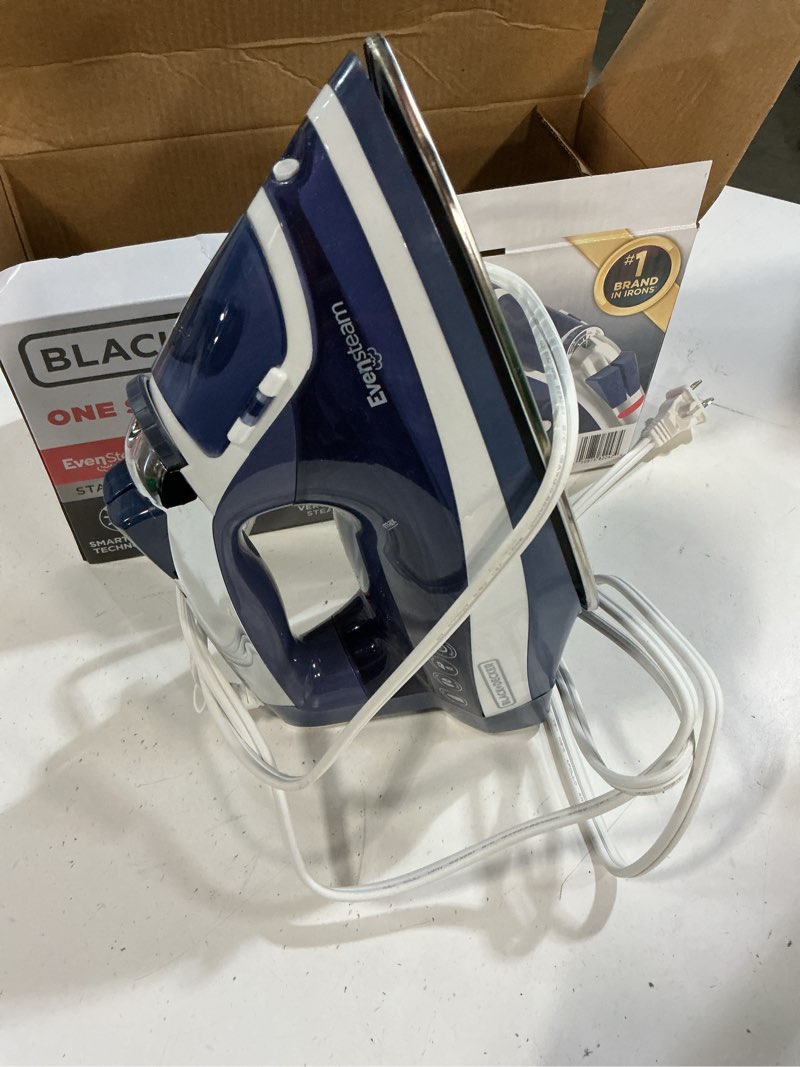 Condition photo showing Good Condition for black+decker™ one step steam iron  ir18xs-t