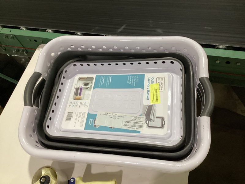Condition photo showing Good Condition for black + decker collapsible laundry basket