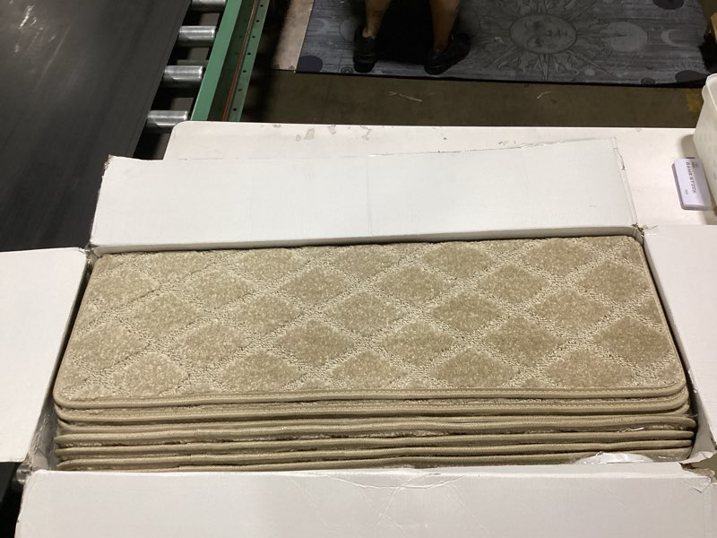 Condition photo showing Good Condition for mbigm bullnose carpet stair treads non slip stair mats for wooden stairs (14, warm ivory - diamond, 9.5" x 30") warm ivory - diamond 9.5" x 30" 14