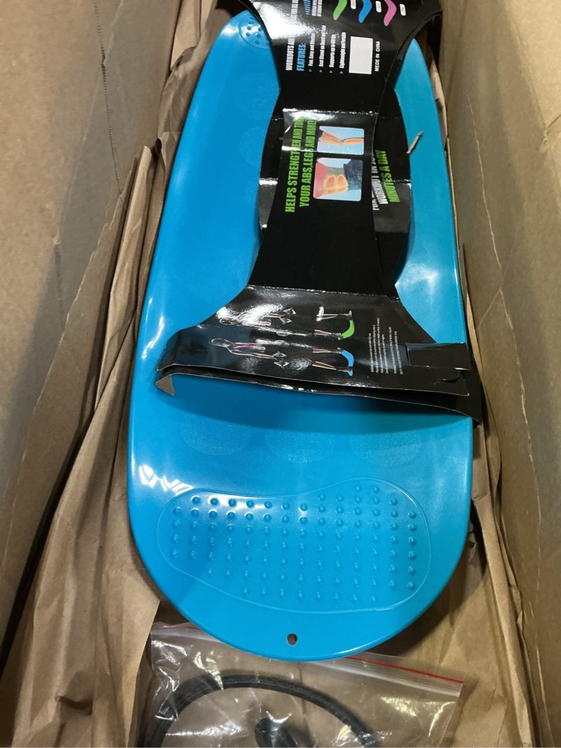 Condition photo showing Good Condition for Balance Boards Yoga, Fitness Board, Workout Balance Board Sports, Twist Board for Workout, Gym Sports, Balancing Exercises, Dancers, Stability Training Twisting, Exercise Abs Arms Legs,Blue