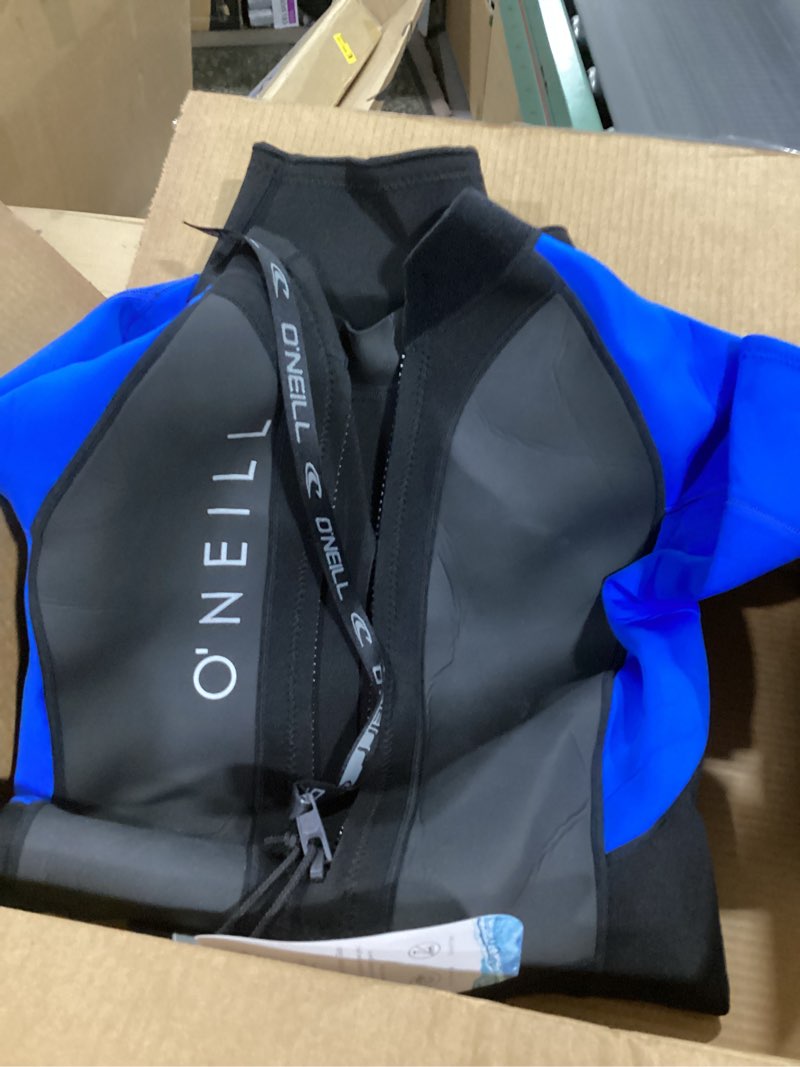 Condition photo showing Good Condition for O'Neill Men's Reactor-2 2mm Back Zip Short Sleeve Spring Wetsuit, Lightweight Warmth and Flexibility for All Water Activities, Black/Ocean, Medium